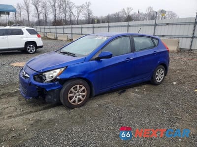 2013 HYUNDAI ACCENT GLS KMHCT5AE1DU083928 - główne zdjęcie licytacji z USA - miniatura