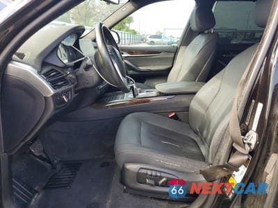 Zdjęcie 7 z 12 samochodu: 2017 BMW X5 XDRIVE35D VIN:5UXKS4C35H0Y16096 - miniatura