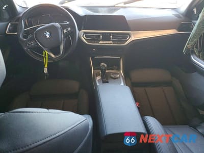 Zdjęcie 8 z 12 samochodu: 2021 BMW 330I VIN:3MW5R1J09M8B78093 - miniatura