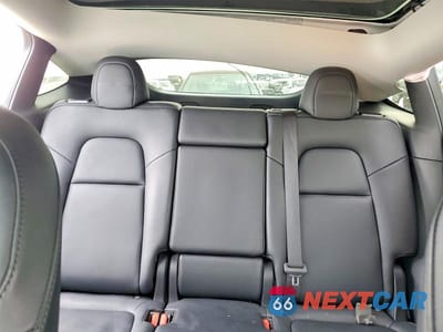 Zdjęcie 10 z 14 samochodu: 2023 TESLA MODEL Y VIN:7SAYGAEE1PF881184 - miniatura