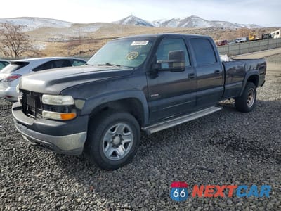2002 CHEVROLET SILVERADO K2500 HEAVY DUTY 1GCHK23172F143590 - główne zdjęcie licytacji z USA - miniatura