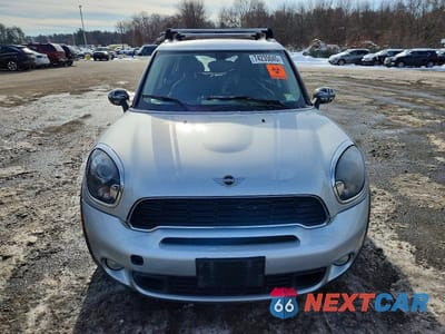 Piąte zdjęcie samochodu w środku: 2013 MINI COOPER S COUNTRYMAN VIN:WMWZC5C53DWM16157 - miniatura