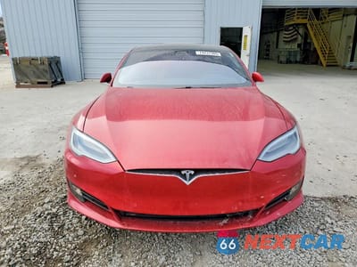 Piąte zdjęcie samochodu w środku: 2017 TESLA MODEL S VIN:5YJSA1E28HF192464 - miniatura