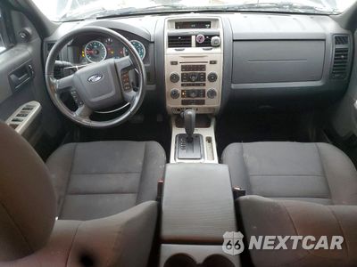 Zdjęcie 8 z 14 samochodu: 2011 FORD ESCAPE XLT VIN:1FMCU9DG7BKA20133 - miniatura