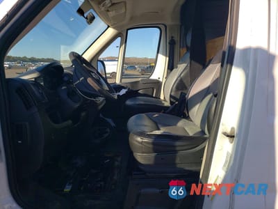 Zdjęcie 7 z 14 samochodu: 2017 RAM PROMASTER 2500 2500 HIGH VIN:3C6TRVDG5HE532863 - miniatura