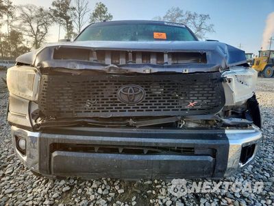 Piąte zdjęcie samochodu w środku: 2017 TOYOTA TUNDRA SR5 VIN:5TFEW5F15HX219556 - miniatura