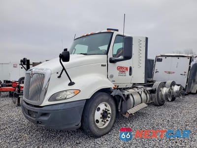 Drugie zdjęcie samochodu z przodu: 2018 INTERNATIONAL RH613 - SEMI TRUCK VIN:3HSDWTZR4JN794164 - miniatura
