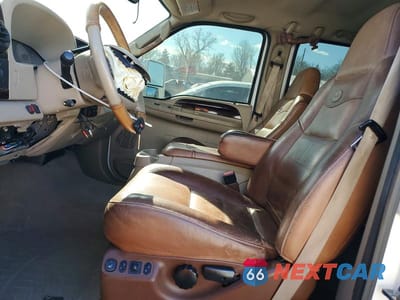 Zdjęcie 7 z 11 samochodu: 2005 FORD F250 SUPER DUTY VIN:1FTSW21P65EA77688 - miniatura