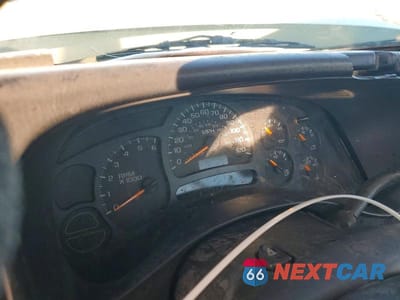 Zdjęcie 9 z 12 samochodu: 2005 CHEVROLET SILVERADO C2500 HEAVY DUTY VIN:1GCHC24U85E275306 - miniatura