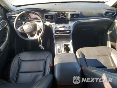 Zdjęcie 8 z 13 samochodu: 2023 FORD EXPLORER XLT VIN:1FMSK7DH5PGB44524 - miniatura