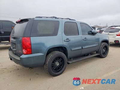 Trzecie zdjęcie samochodu z tyłu: 2009 GMC YUKON SLT VIN:1GKFK33009R218681 - miniatura