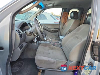 Zdjęcie 7 z 11 samochodu: 2006 NISSAN FRONTIER KING CAB XE VIN:1N6BD06T06C405228 - miniatura