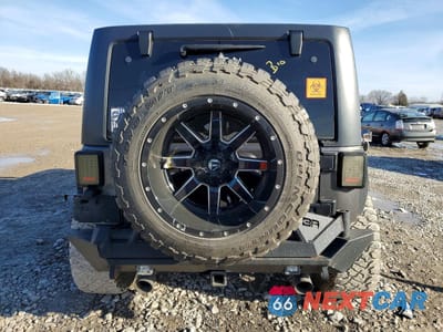Zdjęcie 6 z 12 samochodu: 2017 JEEP WRANGLER UNLIMITED SPORT VIN:1C4BJWDG9HL705261 - miniatura