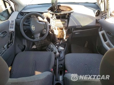 Zdjęcie 13 z 20 samochodu: 2010 TOYOTA YARIS VIN:JTDKT4K31A5322682 - miniatura