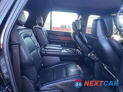 Zdjęcie 10 z 12 samochodu: 2018 LINCOLN NAVIGATOR L RESERVE VIN:5LMJJ3LT4JEL18922 - miniatura
