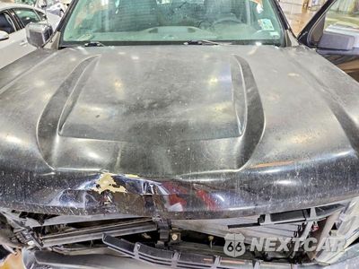 Zdjęcie 11 z 11 samochodu: 2020 CHEVROLET SILVERADO K1500 LT VIN:3GCUYDED4LG237202 - miniatura
