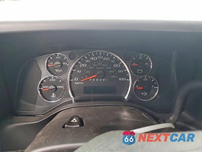 Zdjęcie 9 z 13 samochodu: 2018 GMC SAVANA G2500 UTILITY / SERVICE VAN VIN:1GTW7AFG7J1911924 - miniatura