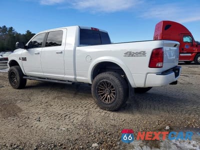 Trzecie zdjęcie samochodu z tyłu: 2018 RAM 2500 SLT VIN:3C6UR5ML2JG340876 - miniatura