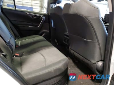 Zdjęcie 10 z 11 samochodu: 2023 TOYOTA RAV4 LE VIN:2T3BWRFV7PW180162 - miniatura
