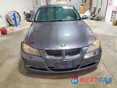 Piąte zdjęcie samochodu w środku: 2006 BMW 330 XI VIN:WBAVD33556KV61193 - miniatura