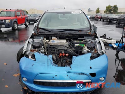 Piąte zdjęcie samochodu w środku: 2012 NISSAN LEAF SV VIN:JN1AZ0CP6CT015823 - miniatura