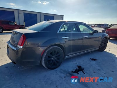 Trzecie zdjęcie samochodu z tyłu: 2019 CHRYSLER 300 LIMITED VIN:2C3CCAEG5KH528653 - miniatura