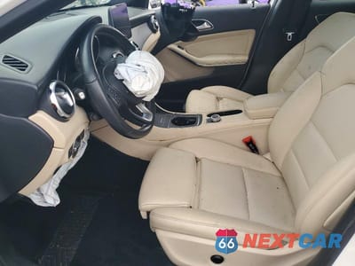 Zdjęcie 7 z 12 samochodu: 2020 MERCEDES-BENZ GLA 250 4MATIC VIN:W1NTG4GB9LU029154 - miniatura