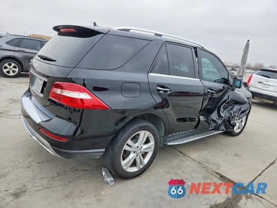 Trzecie zdjęcie samochodu z tyłu: 2014 MERCEDES-BENZ ML 350 VIN:4JGDA5JB6EA426574 - miniatura