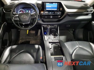 Zdjęcie 8 z 13 samochodu: 2020 TOYOTA HIGHLANDER XLE VIN:5TDGZRBHXLS521885 - miniatura