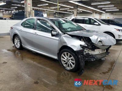 Czwarte zdjęcie samochodu z boku: 2023 TOYOTA CAMRY LE VIN:4T1C11AK9PU803713 - miniatura