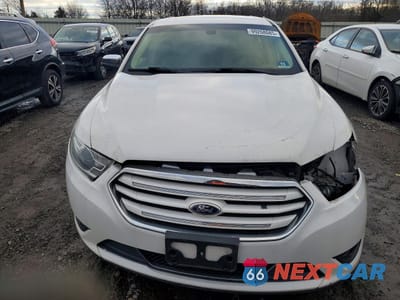 Piąte zdjęcie samochodu w środku: 2016 FORD TAURUS LIMITED VIN:1FAHP2F80GG112344 - miniatura