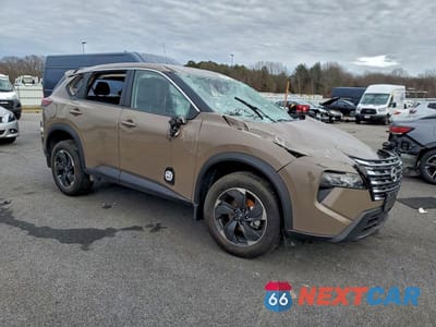 Czwarte zdjęcie samochodu z boku: 2025 NISSAN ROGUE SV VIN:JN8BT3BB2SW154150 - miniatura