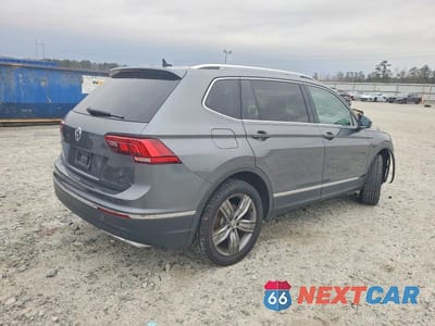 Trzecie zdjęcie samochodu z tyłu: 2021 VOLKSWAGEN TIGUAN SE VIN:3VV3B7AX8MM037488 - miniatura