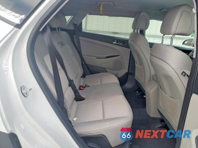 Zdjęcie 11 z 13 samochodu: 2018 HYUNDAI TUCSON SEL VIN:KM8J3CA44JU671417 - miniatura
