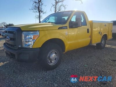 2016 FORD F250 SUPER DUTY UTILITY / SERVICE TRUCK 1FDBF2A6XGEC06330 - główne zdjęcie licytacji z USA - miniatura