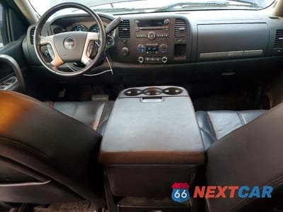 Zdjęcie 8 z 11 samochodu: 2009 GMC SIERRA K1500 SLE VIN:2GTEK29J291119614 - miniatura