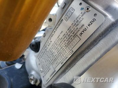 Zdjęcie 9 z 9 samochodu: 2024 APRILIA RSV4 1100 FACTORY VIN:ZD4KYUB08RS000937 - miniatura
