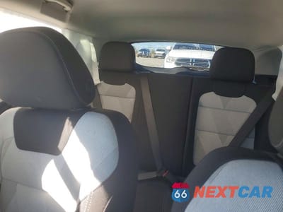 Zdjęcie 10 z 12 samochodu: 2025 CHEVROLET TRAX LS VIN:KL77LFEP1SC256337 - miniatura