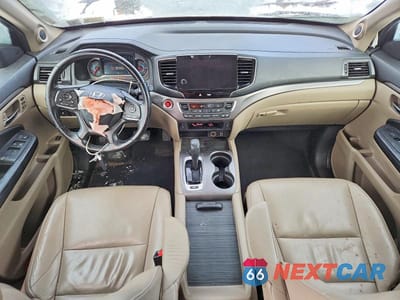 Zdjęcie 8 z 12 samochodu: 2019 HONDA PILOT EXL VIN:5FNYF6H59KB027738 - miniatura