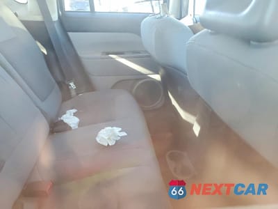 Zdjęcie 11 z 13 samochodu: 2007 JEEP COMPASS VIN:1J8FF47W27D306056 - miniatura