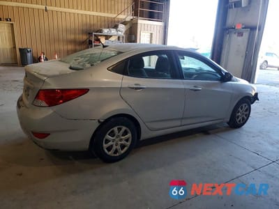 Trzecie zdjęcie samochodu z tyłu: 2014 HYUNDAI ACCENT GLS VIN:KMHCT4AE4EU641069 - miniatura