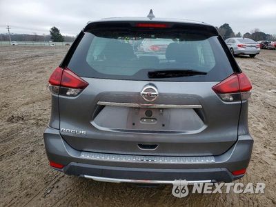 Zdjęcie 6 z 11 samochodu: 2018 NISSAN ROGUE S VIN:5N1AT2MT2JC752757 - miniatura