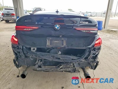 Zdjęcie 6 z 12 samochodu: 2020 BMW 228XI VIN:WBA73AK01L7F91203 - miniatura
