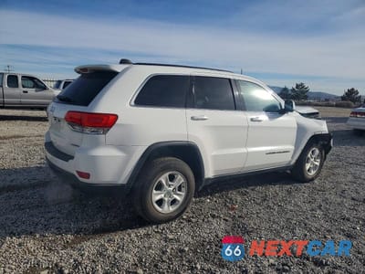 Trzecie zdjęcie samochodu z tyłu: 2017 JEEP GRAND CHEROKEE LAREDO VIN:1C4RJFAG6HC745140 - miniatura