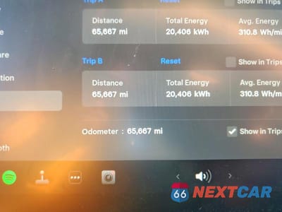 Zdjęcie 9 z 12 samochodu: 2023 TESLA MODEL Y VIN:7SAYGDEE9PA201238 - miniatura