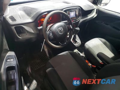 Zdjęcie 8 z 13 samochodu: 2018 RAM PROMASTER CITY VIN:ZFBERFAB5J6K94415 - miniatura