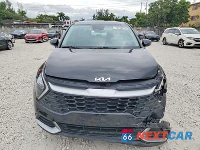 Piąte zdjęcie samochodu w środku: 2023 KIA SPORTAGE EX VIN:5XYK33AF5PG005607 - miniatura