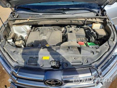 Zdjęcie 11 z 13 samochodu: 2017 TOYOTA HIGHLANDER LIMITED VIN:5TDYZRFH6HS195511 - miniatura