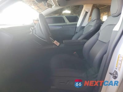 Zdjęcie 7 z 11 samochodu: 2026 TESLA MODEL Y VIN:7SAYGDED2TF542453 - miniatura