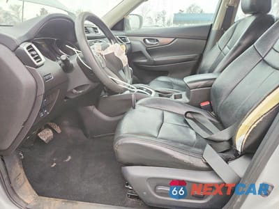 Zdjęcie 7 z 13 samochodu: 2015 NISSAN ROGUE S VIN:5N1AT2MV1FC767856 - miniatura